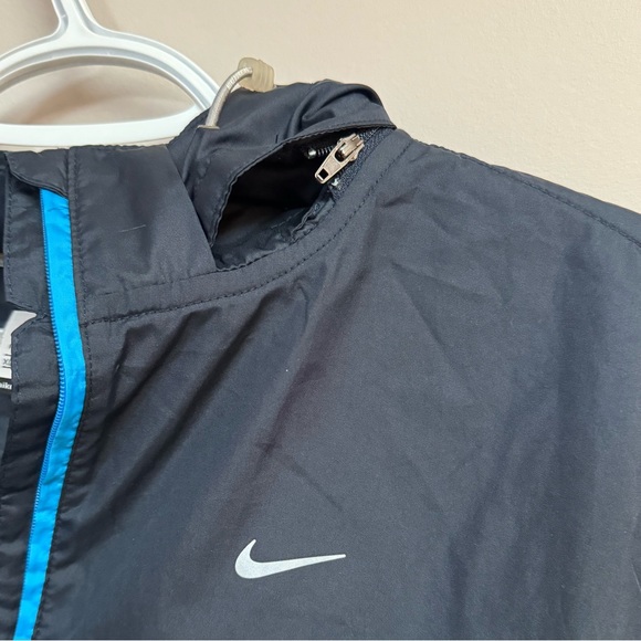 Nike running jacket - Picture 3 of 6
